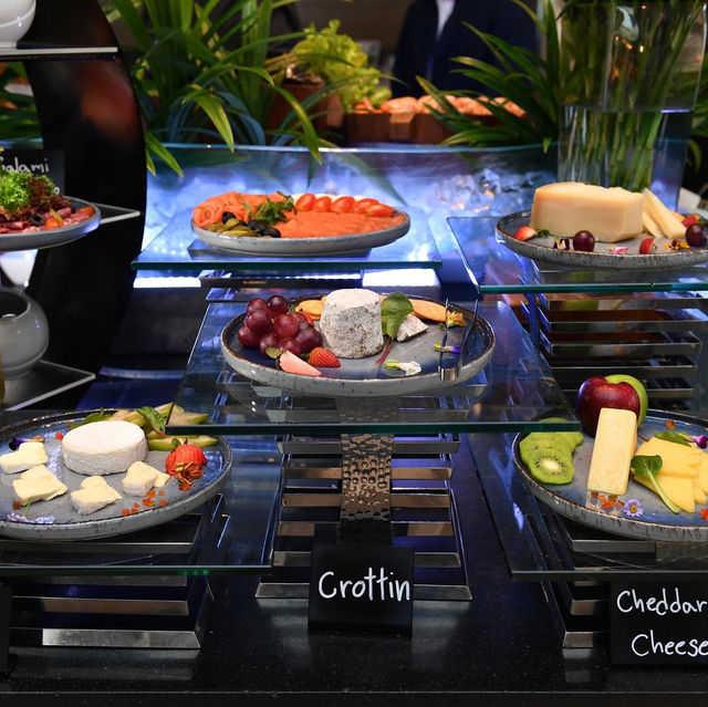 Seafood Dinner Buffet, Mercure Bangkok Siam