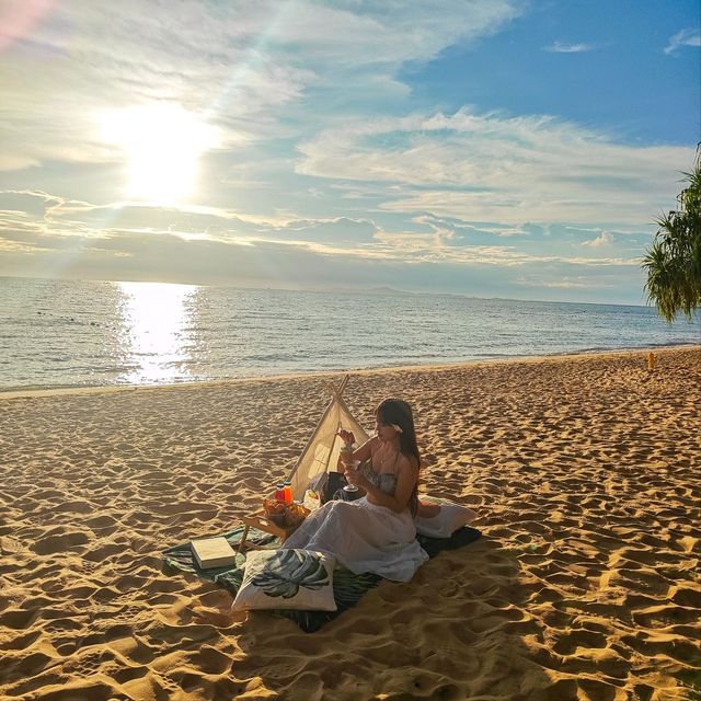 Ravindra Beach Resort & Spa 