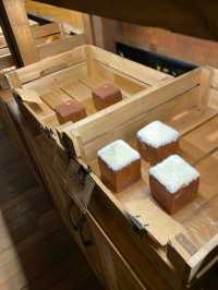 ദ്ദിㆁᴗㆁ✿) 경주 황리단길 디저트 이색 카페 소하염전