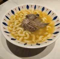 支持一下香港家庭式茶餐廳