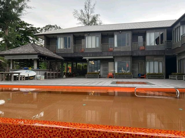รีวิวโรงแรมบ้านพลอยซี เกาะเสม็ด