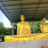 Wat Tham Phrathat Khao Prang