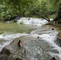 น้ำตกเจ็ดสาวน้อย จ.สระบุรี
