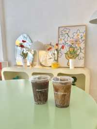 Season coffee.bangkok คาเฟ่มุมถ่ายรูปเพียบ