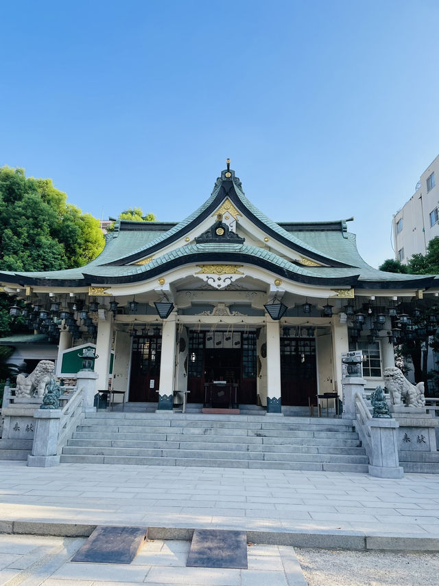 【大阪府:難波】大阪観光で一度は行ってほしい難波八阪神社！