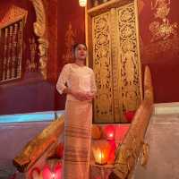 เที่ยวงานประเพณีไหลเรือไฟ หลวงพระบาง