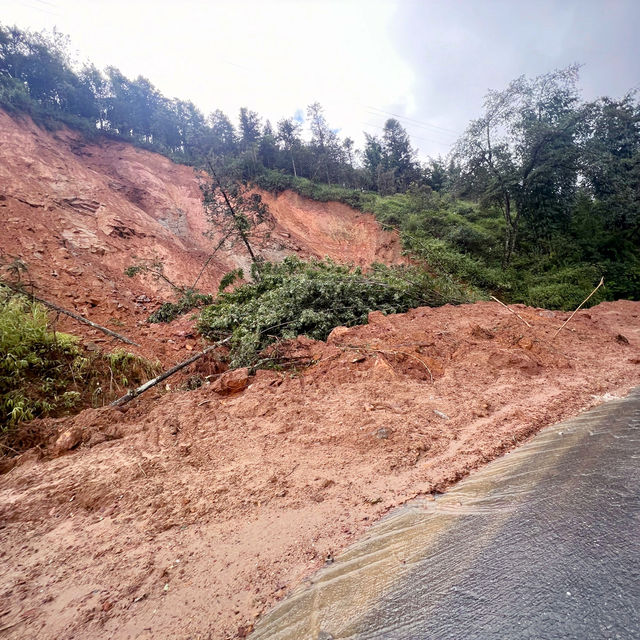 Sapa after Typhoon Yagi - we open ourselves to moment of unexpected beauty and inspiration ❤️