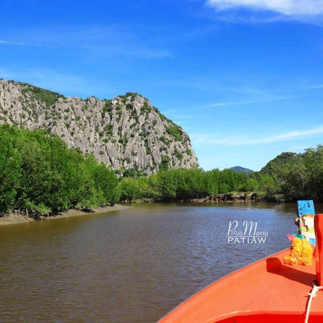 ล่องเรือ "คลองเขาแดง" ชมหินรูปร่างแปลกตา
