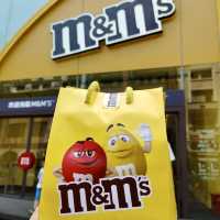 上海M&M’s World-樓高2層，亞洲唯一M&M‘s旗艦店