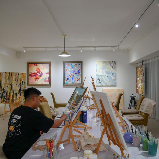 ไปวาดรูปฮีลใจกับคลาส Acrylic Painting Class 🎈🧡