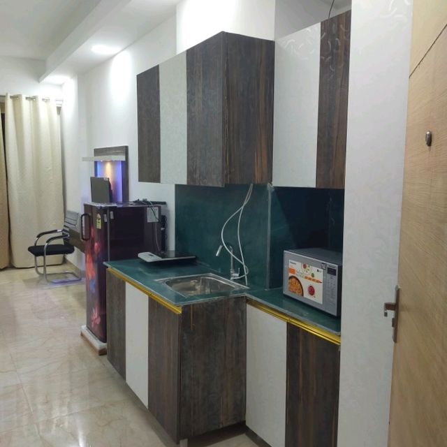 Fully Furnished Luxurious Studio Apartment in Gaur City Centre Greater Noida West 