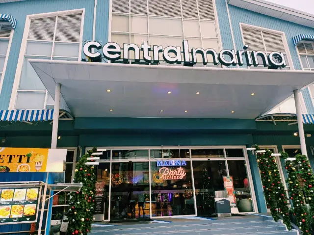 【芭提雅】Central Marina商場：海灘旁購物中心，休閒吃飯購物好去處。註冊Trip.com會員預定芭提雅行程能享受會員禮遇和最大優惠