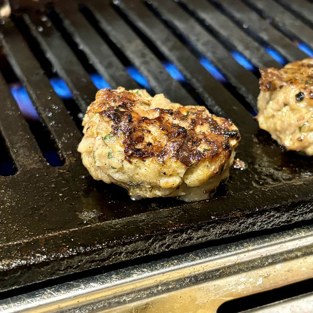 【大阪・難波】焼鳥と鳥刺しが味わえるお得なコース「鉄板ぢどり焼TARO 難波中店」
