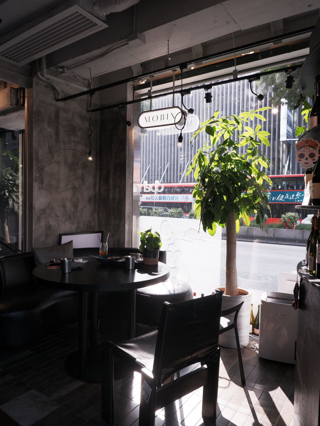 𖤣𖤥佐敦Cafe｜港式蝦醬意粉有驚喜