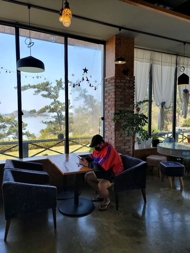 드라이브 코스로 좋은 세방낙조 진도카페