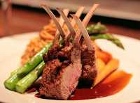 New Zealand: Where the Views Are Stunning, and the Food's Even Better!