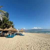 A Day at My Khe Beach, Da Nang
