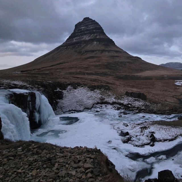 Solitary Elegance: Kirkjufell at Dusk