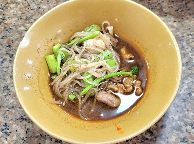 曼谷｜Pa Yak Noodle Boat
