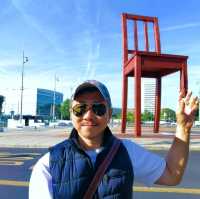 The ‘Broken Chair’, an iconic landmark in Geneva.