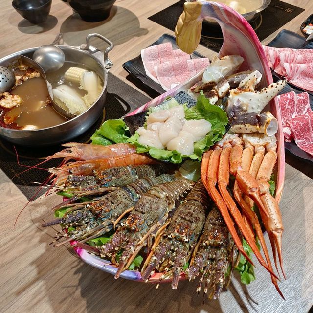 孫太太嚴選超市火鍋桃園店 ，帝王蟹&A5和牛自由