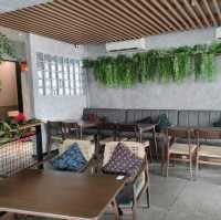 Spacious cafe