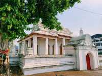 泰國曼谷皇家古跡寺廟景點:Wat Nang Nong，白色莊嚴肅穆建築，適合打卡拍照📸