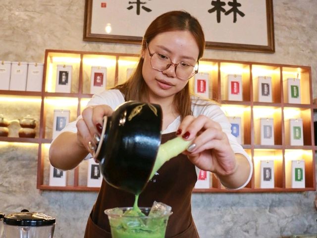 LIN’S Teahouse & Eatery ระยอง