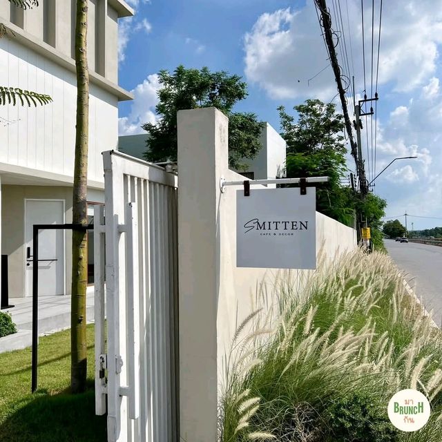 Smitten Cafe&Deco