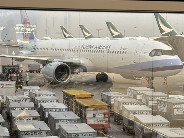 홍콩공항 노숙가능(숙박비 절약!!)