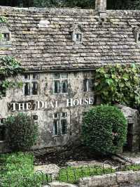 The Cotswolds: A Charming Escape into English Countryside