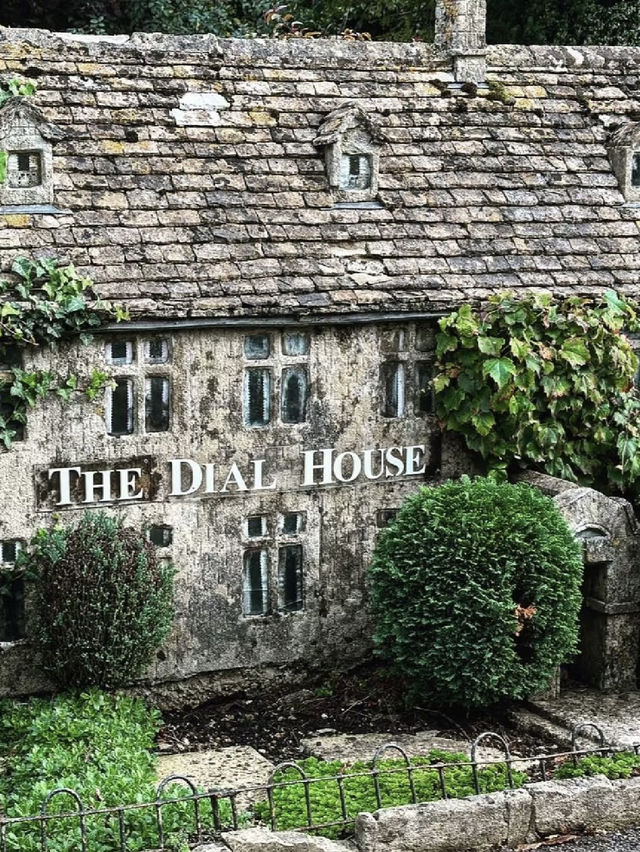 The Cotswolds: A Charming Escape into English Countryside