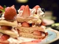 Pancakes with Happy Birthday plate at Courtyard Tokyo Ginza🎂