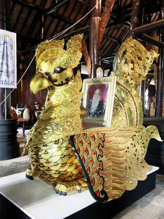 พิพิธภัณฑ์บ้านดำ อ.ถวัลย์ ดัชนี