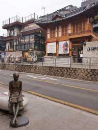 Bukchon Hanok Village