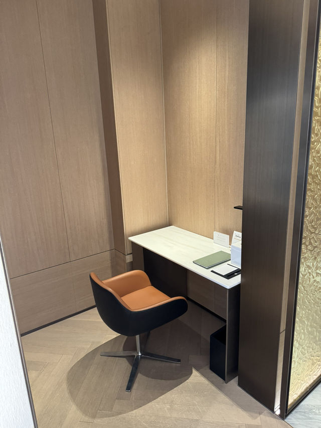 AYEARN HOTEL Room Tour