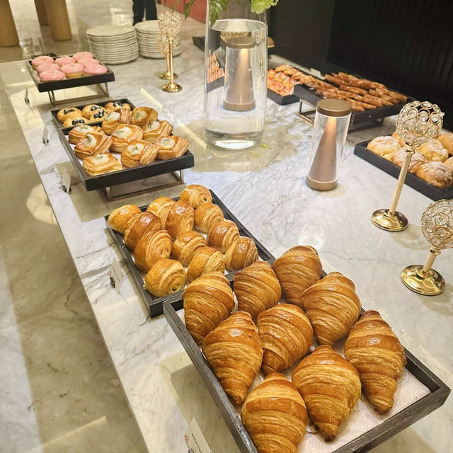 Opulent Escape: Staying at St. Regis Jakarta