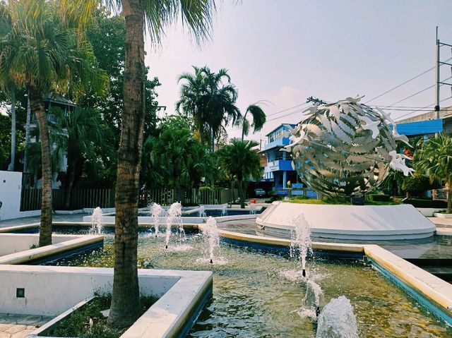 泰國曼谷著名地標高塔建築公園景點：Samut Prakan Learning Park And Tower，免費參觀，適合親子遊，適合打卡拍照📸