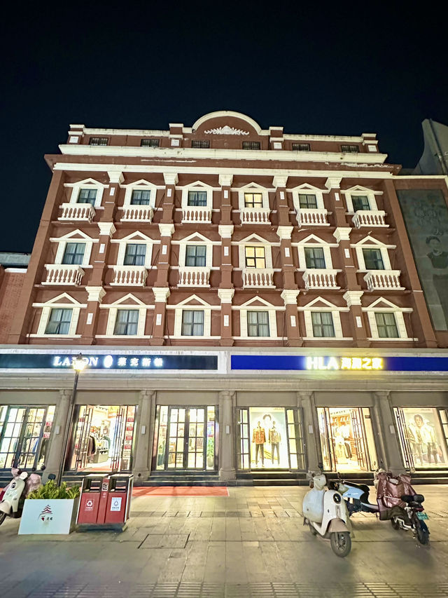 Where History Meets Shopping: The Architectural Treasures of Madao Street