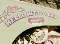 首爾｜這間快閃店連路人都瘋狂排隊  Hello Kitty × Key聯名快閃店粉紅控千萬別錯過的少女心天堂