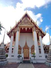 สรงน้ำพระ ก่อเจดีย์ทราย วัดพระเชตุพน✨️