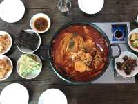 제천에서 만나는 힐링 여정🍂 묵은지 닭도리탕부터 성지 산책, 숲속 리조트까지