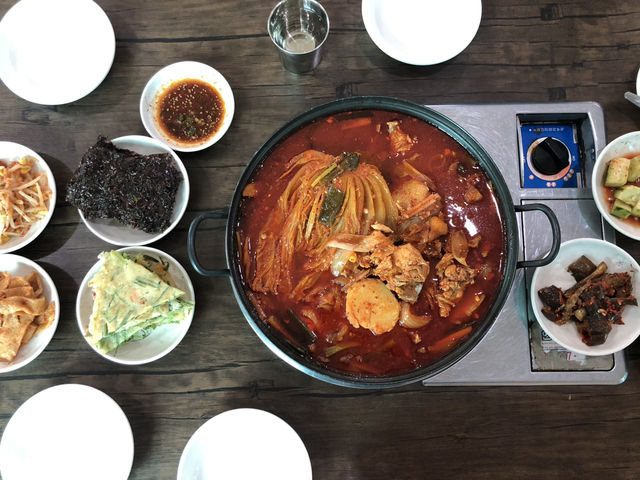 제천에서 만나는 힐링 여정🍂 묵은지 닭도리탕부터 성지 산책, 숲속 리조트까지