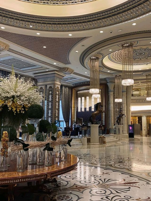 🍽️ Dine Like Royalty – Dinner Delights at The Ritz-Carlton Osaka! 🍷✨