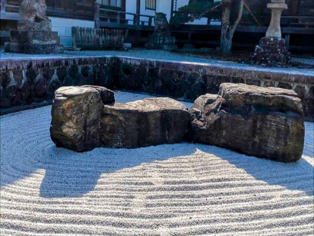 曹洞宗 五鋒山 松音寺，伊達家宗廟與春櫻的相互輝映