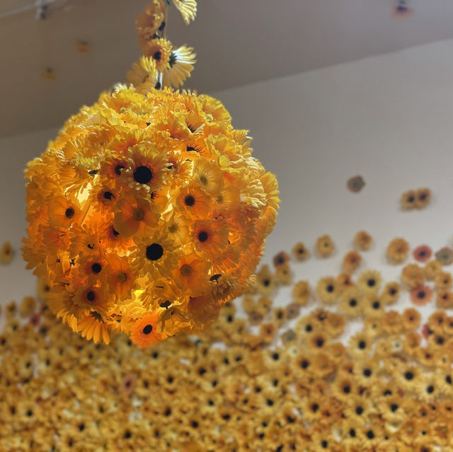 ドットは向日葵のアートが圧巻🫣🌻草間彌生の世界観が広がる美術館🫶