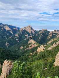 A Casual Stroll to Bongjeongam at Seoraksan