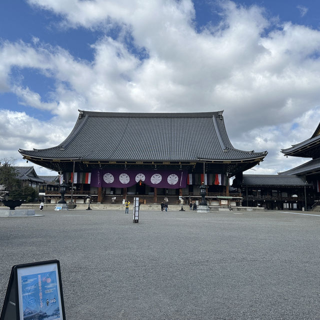 Higashi Hongan-ji Temple