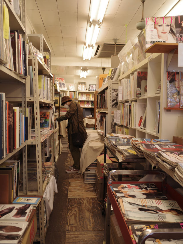 ✨【神保町 magnif（マグニフ）】“雑誌”をめくれば、時間を旅する小さな書店。