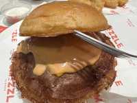 สายเบอร์เกอร์ห้ามพลาด! Smizzle Burger
